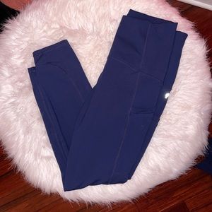 Fabletics maternity pants 7/8 length w/pockets